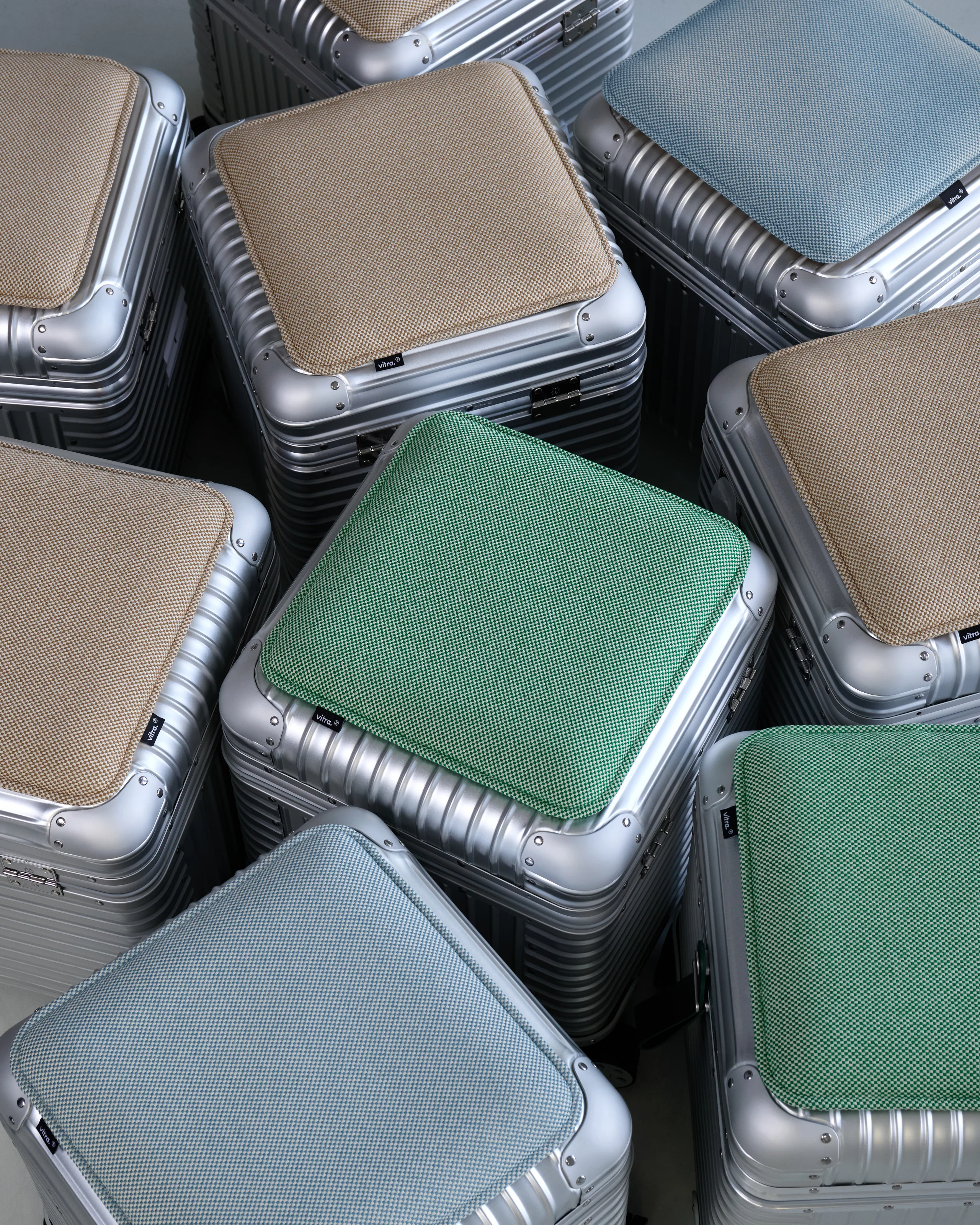 Rimowa and Vitra, Global