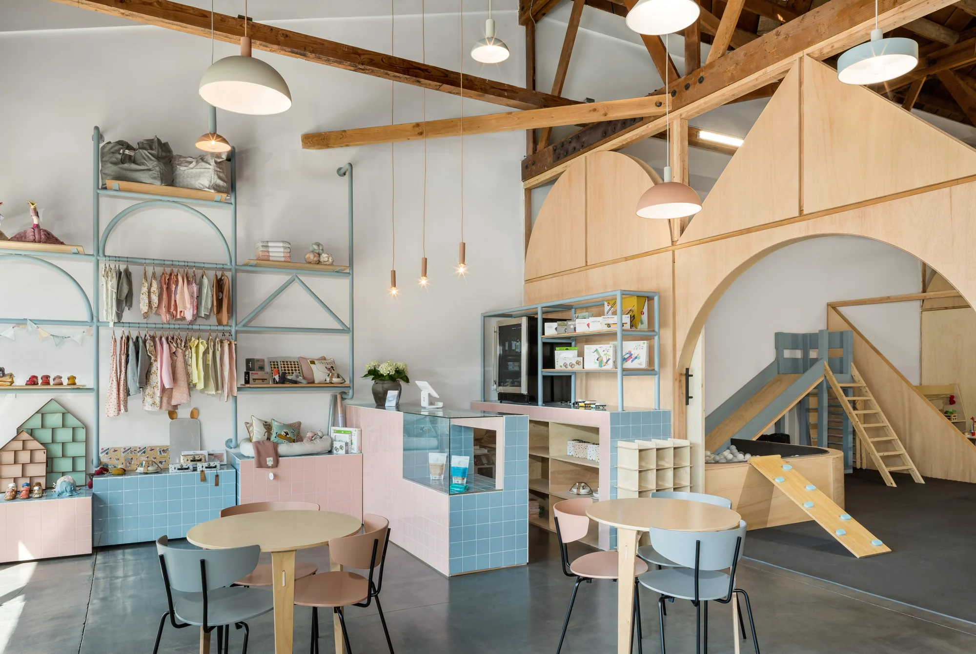 Big and Tiny by Zooco Estudio, Santa Monica